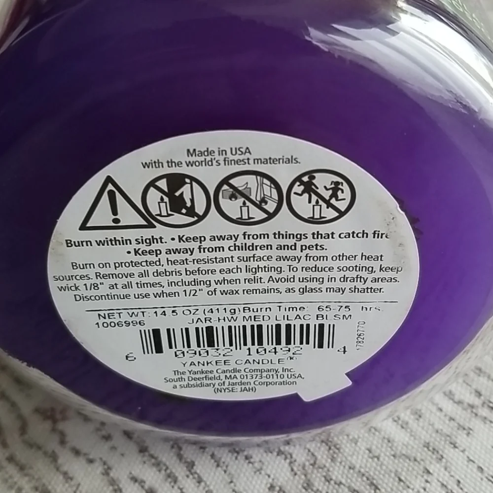 Yankee Candle Lilac Blossoms Medium NEW
